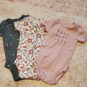 Floral and Pink Newborn Onesie Bundle